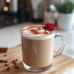 Zimt Rosen Latte: Das einfache Rezept für zu Hause