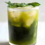 "Matcha Limonade herstellen: Ein erfrischendes Rezept für heiße Tage"